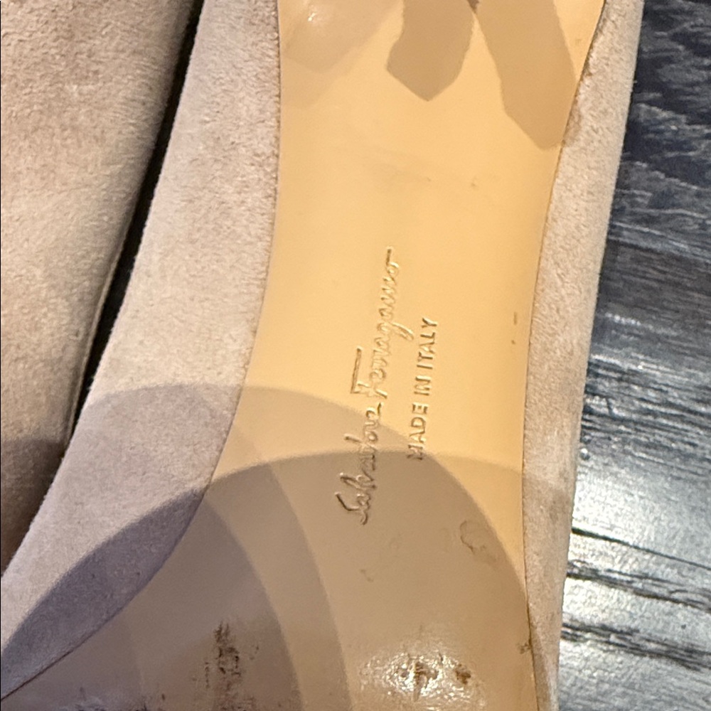 Salvatore Ferragamo Women's Beige Suede Heels sz 6.5 - Picture 14 of 17